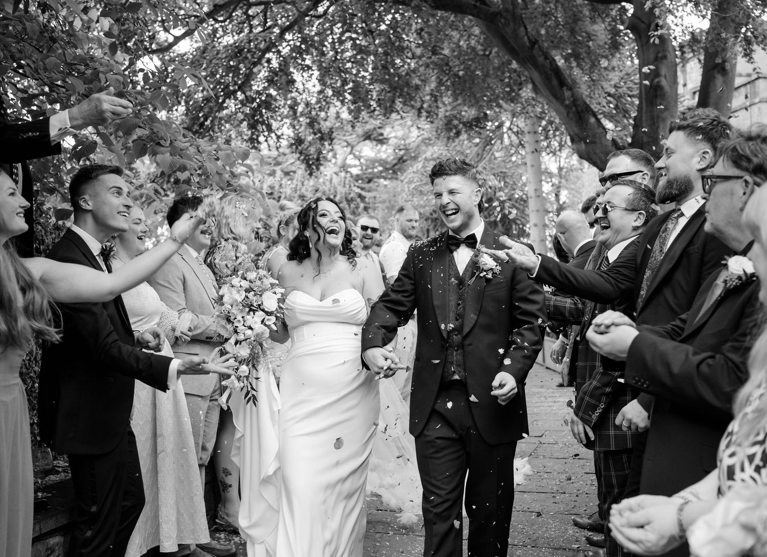 sheffield yorkshire derbyshire natural documntary wedding photographer