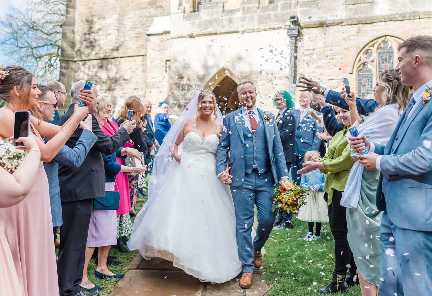 sheffield yorkshire natural female wedding photographer