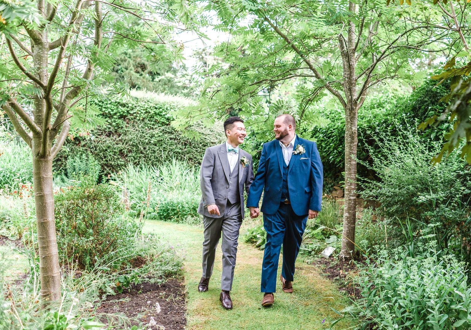 Halifax Hall Sheffield yorkshire summer wedding photography