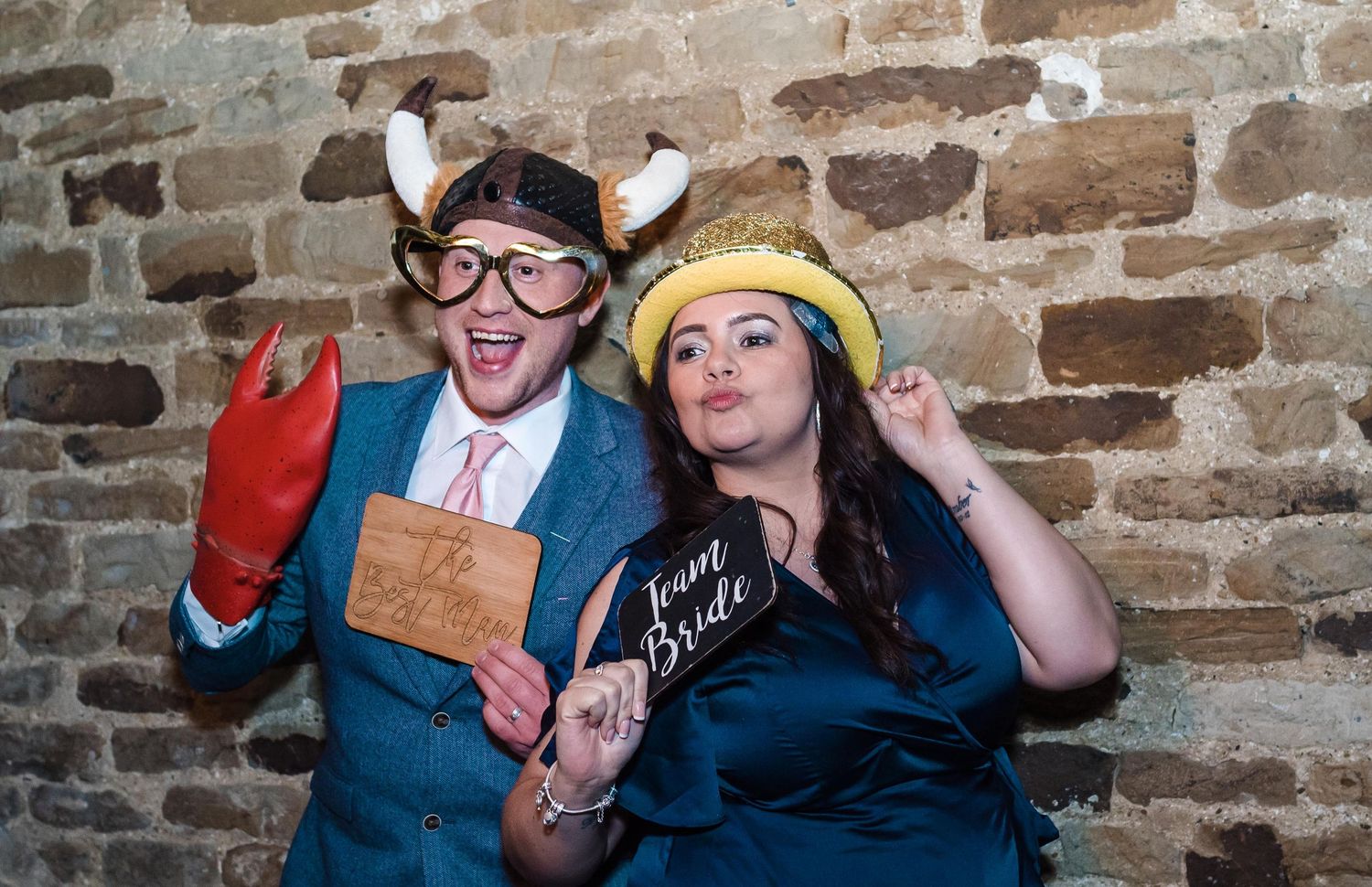 sheffield yorkshire derbyshire natural wedding photographer