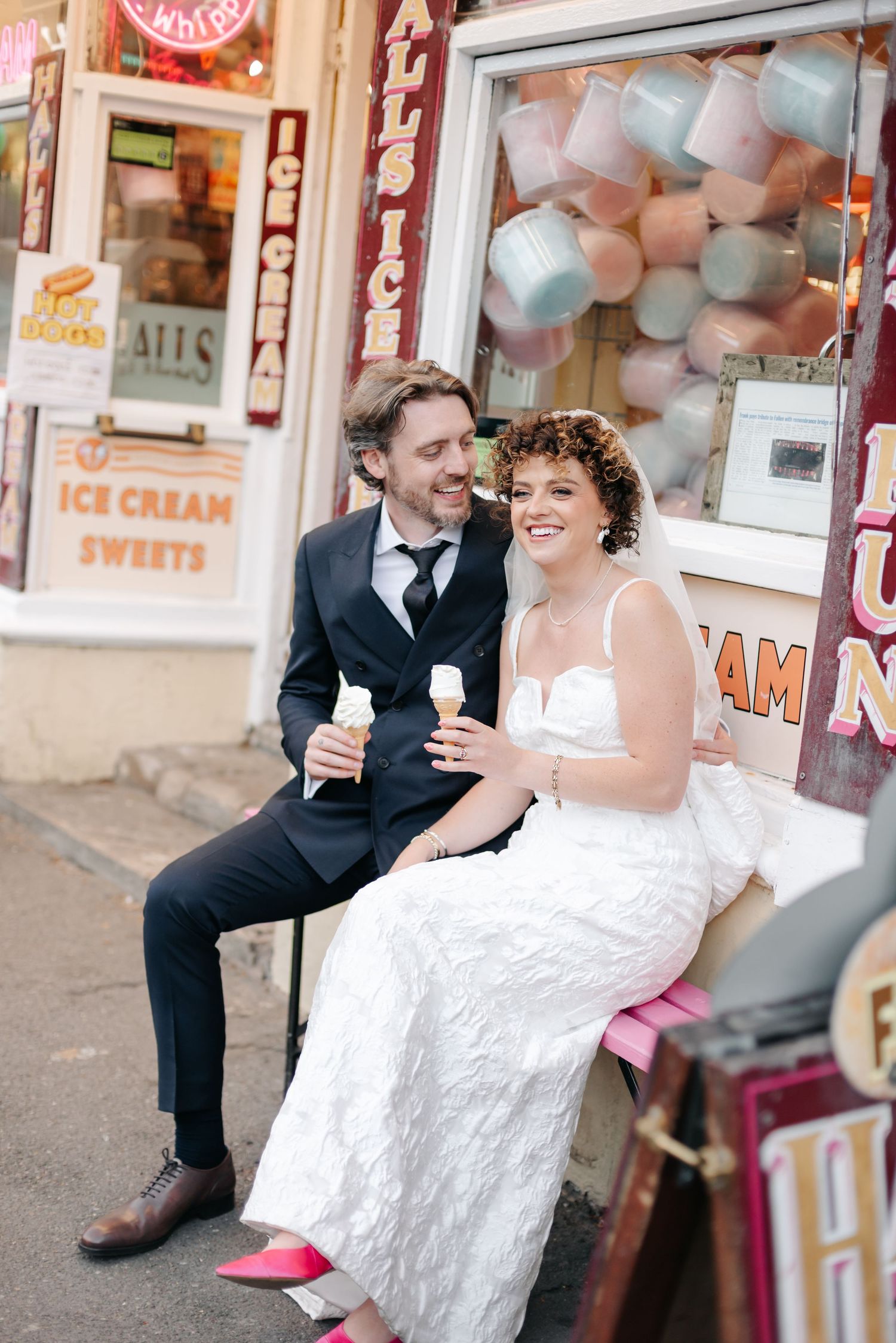 natural documentary and fun wedding photography photographed by Sharon Trees, Sheffield wedding photographer