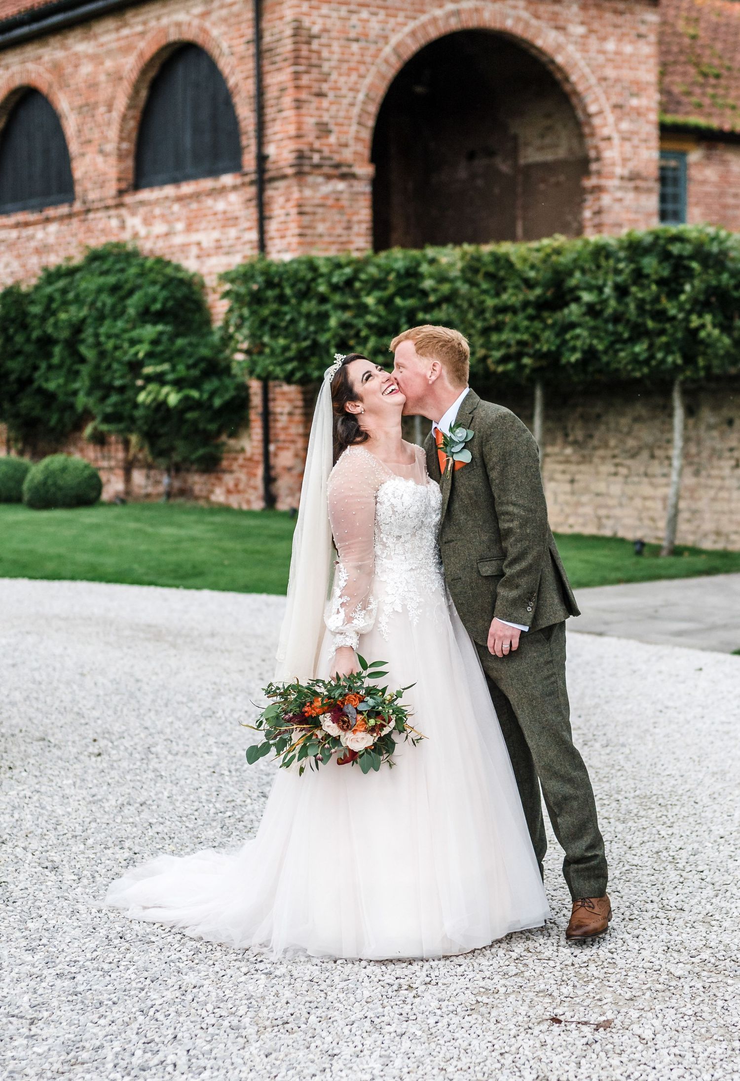 cripps hazel gap barn retford nottinghamshire autumn wedding