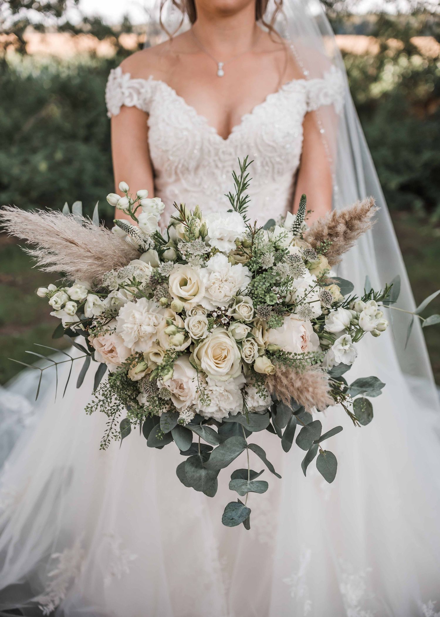 hazel gap barn summer wedding photography