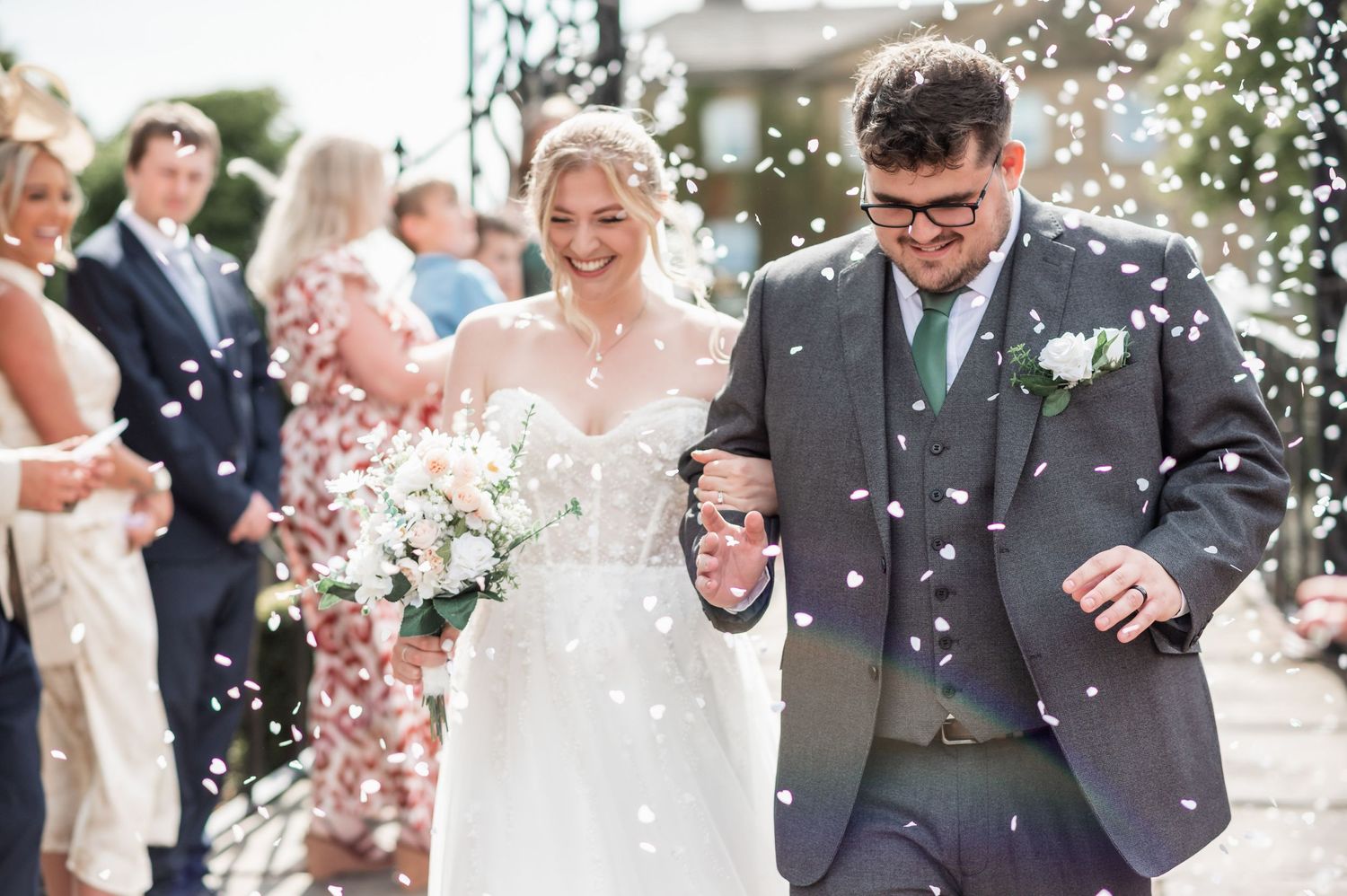 Waterton Park Hotel Wakefield West Yorkshire summer wedding natural wedding photography photographer