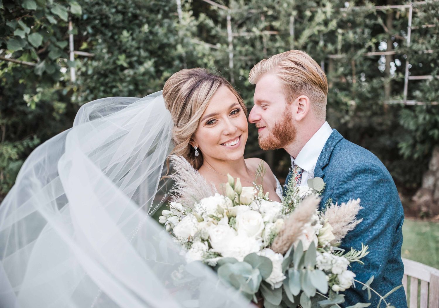 hazel gap barn summer wedding photography