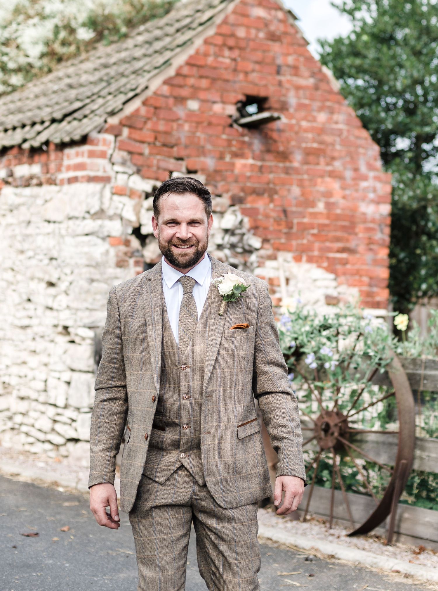 Doncaster Yorkshire farm summer wedding