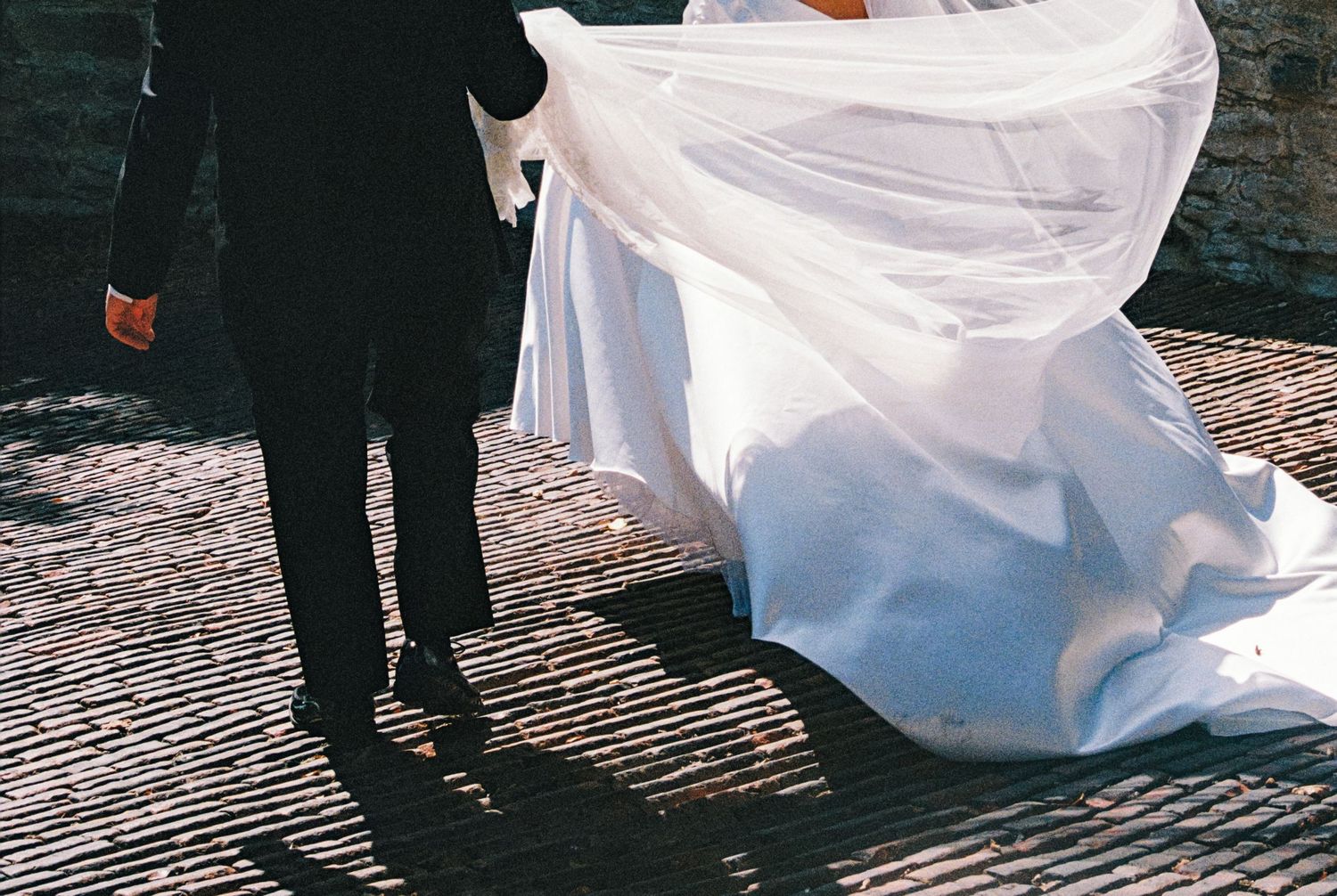 Burlington Iowa wedding Heritage Gardens event center wedding film photographer