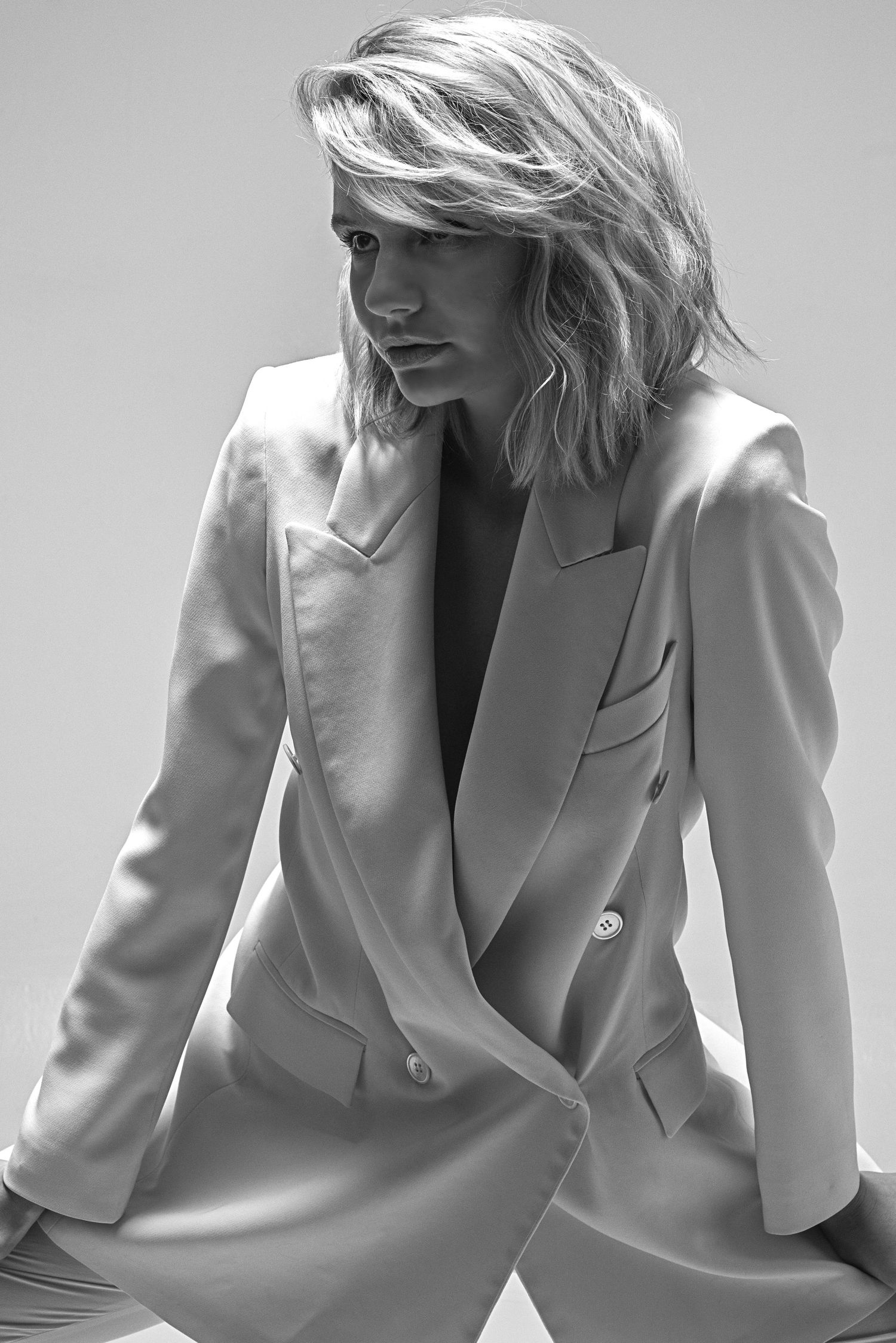 Fashion photography in Dubai, professional photographer portfolio - bookings open