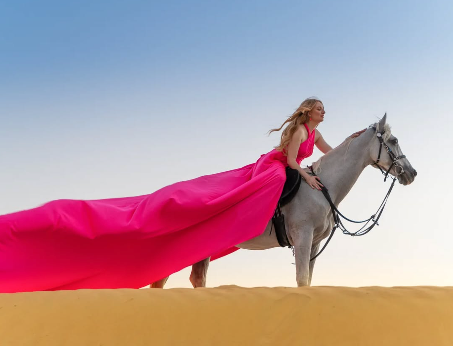 Fashion photography in Dubai, professional photographer portfolio - bookings open