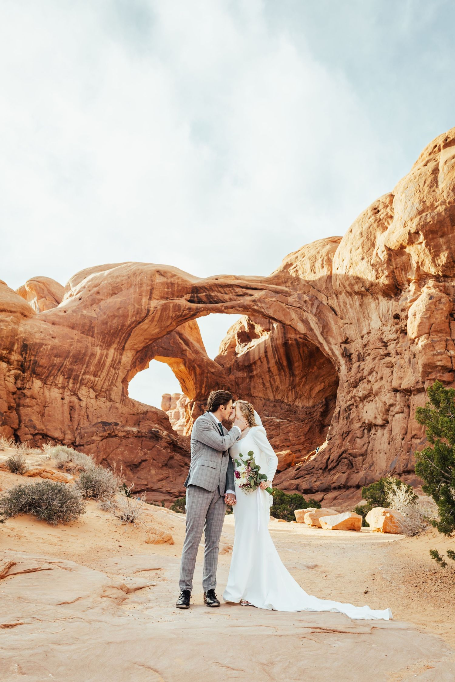 Mesa wedding photographer 
Gilbert wedding photographer
Phoenix wedding photographer 
Mesa temple Photographer
Gilbert temple photographer