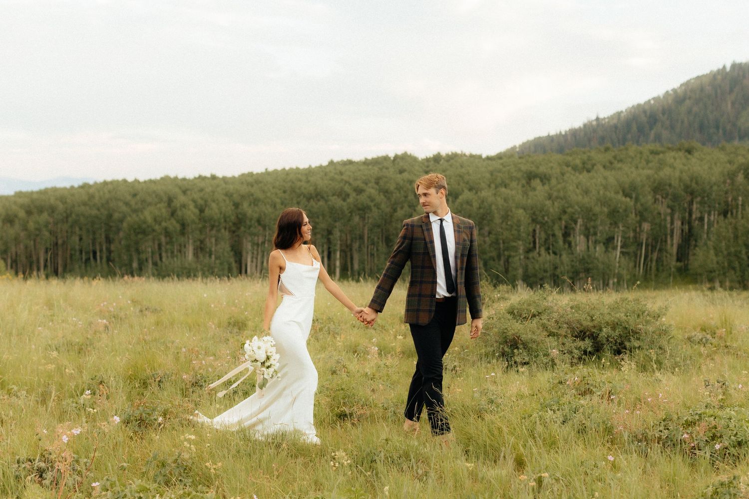Mesa wedding photographer 
Gilbert wedding photographer
Phoenix wedding photographer 
Mesa temple Photographer
Gilbert temple photographer