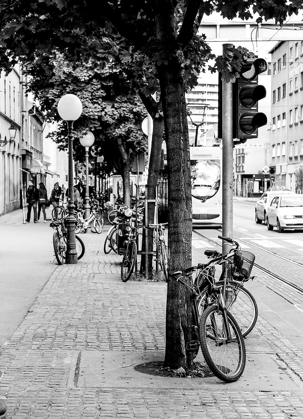 Bicikli u Vlaškoj ulici, fotografije Zagreb. Ulična fotografija.
