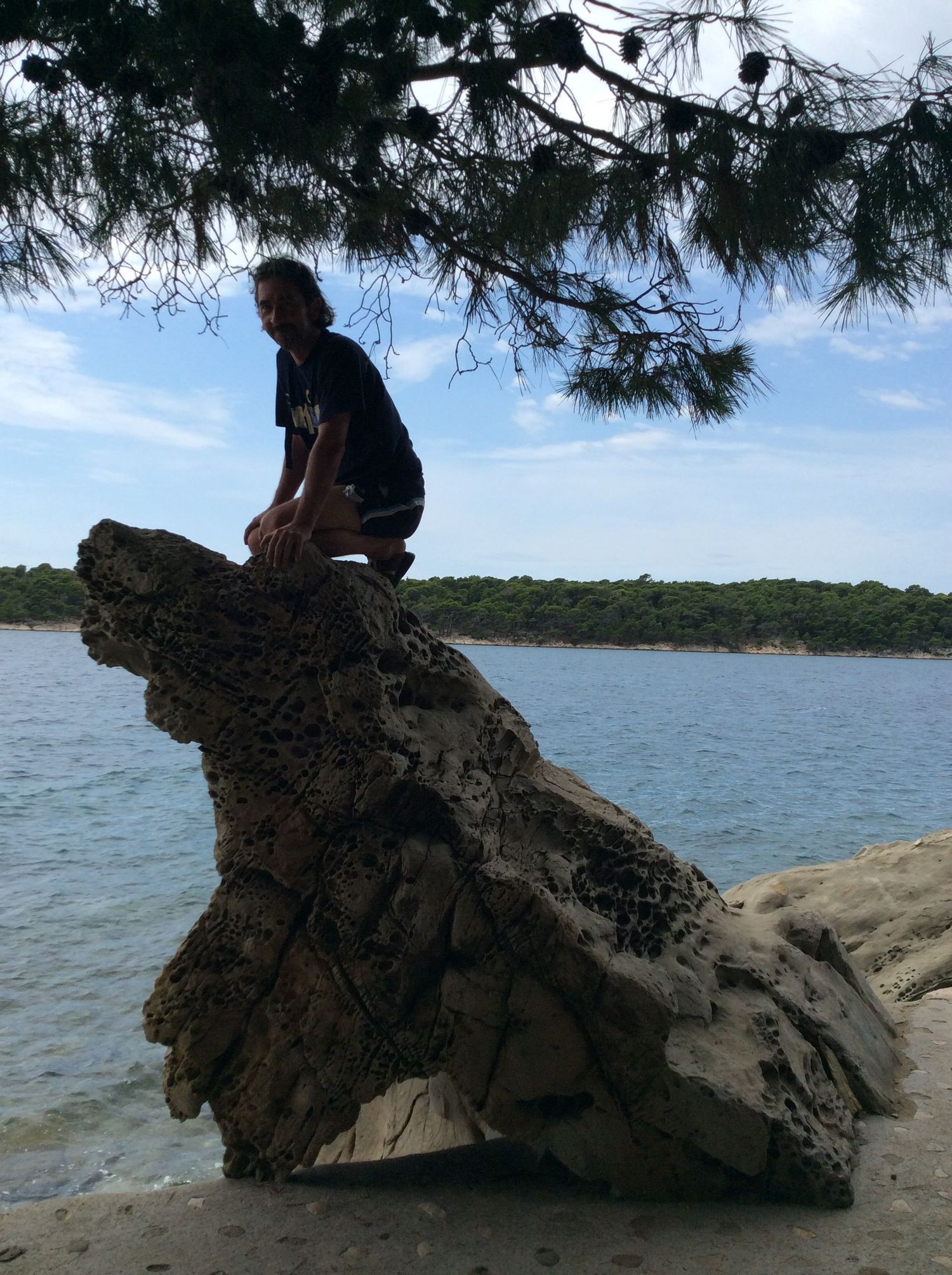 Idilična fotografija na morskoj plaži.
