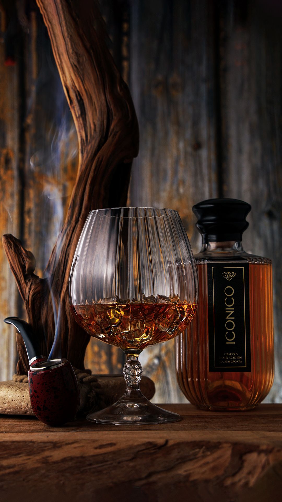 Iconico gin, promotivna fotografija.