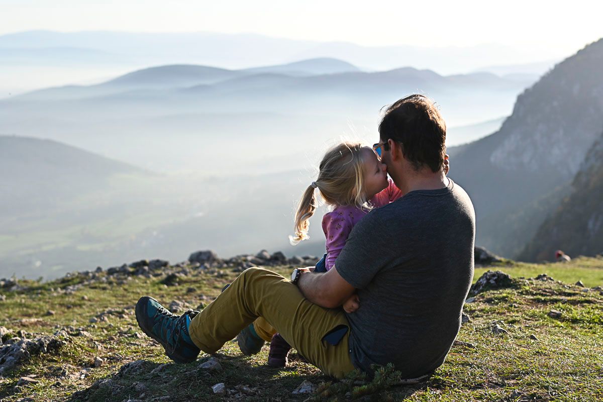 natürliche-familien-fotografie-mit-ausblick