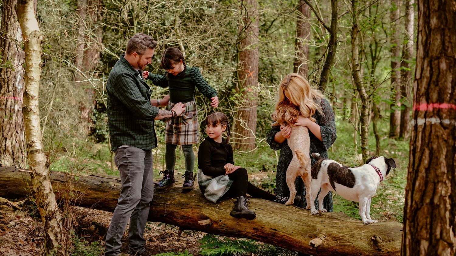 Blidworth Woods - Outdoor Family Lifestyle Shoot