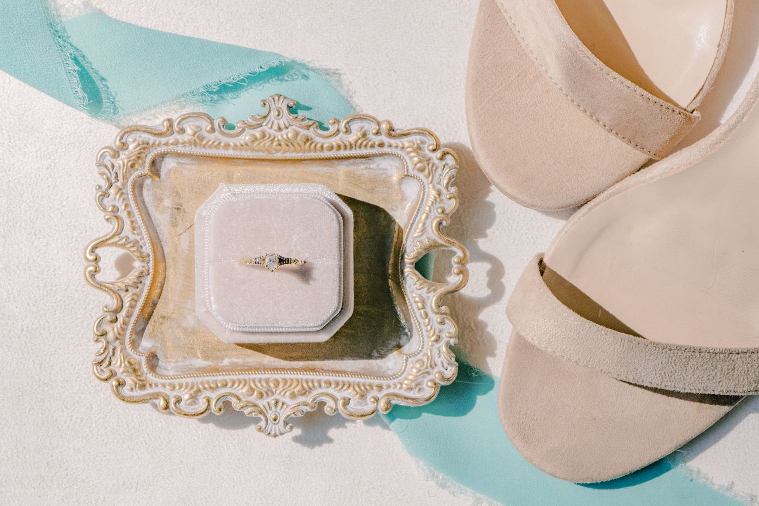 Wedding details in Virginia Beach at Church Point Manor
