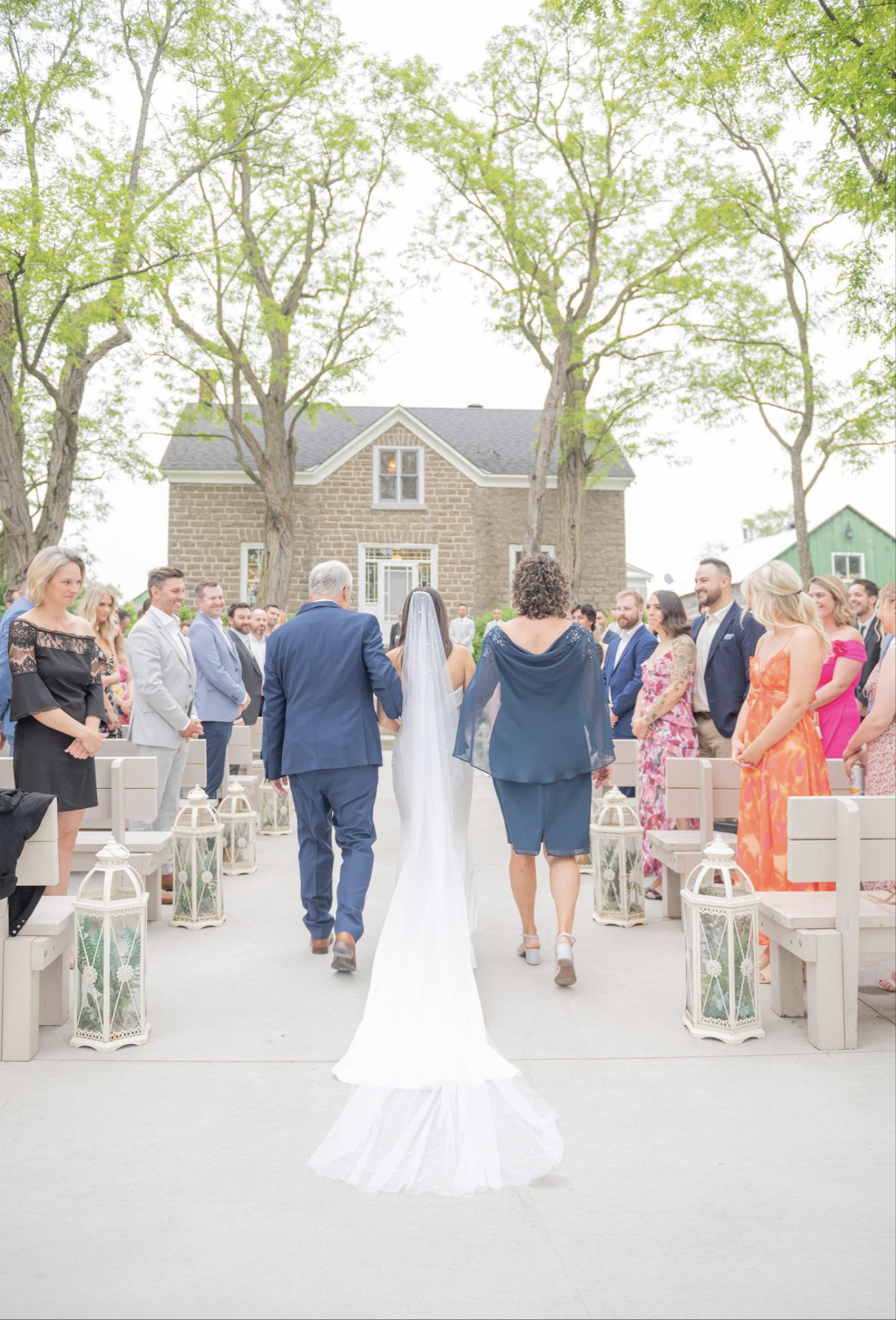 Stonefields Estate Carleton Place rustic wedding venue, outdoor ceremony