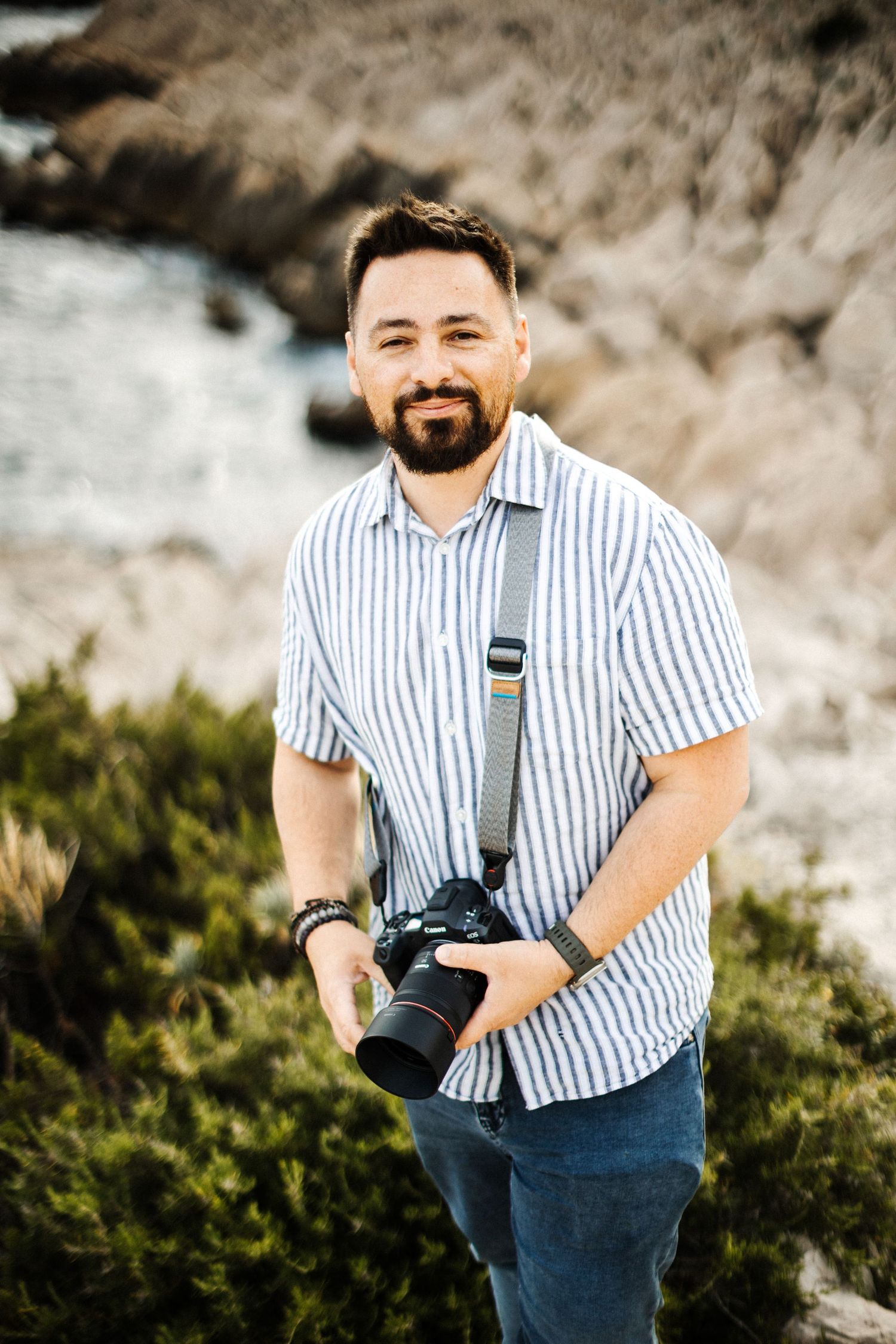Portrait de Florian Valet, photographe de mariage et de portrait à Narbonne