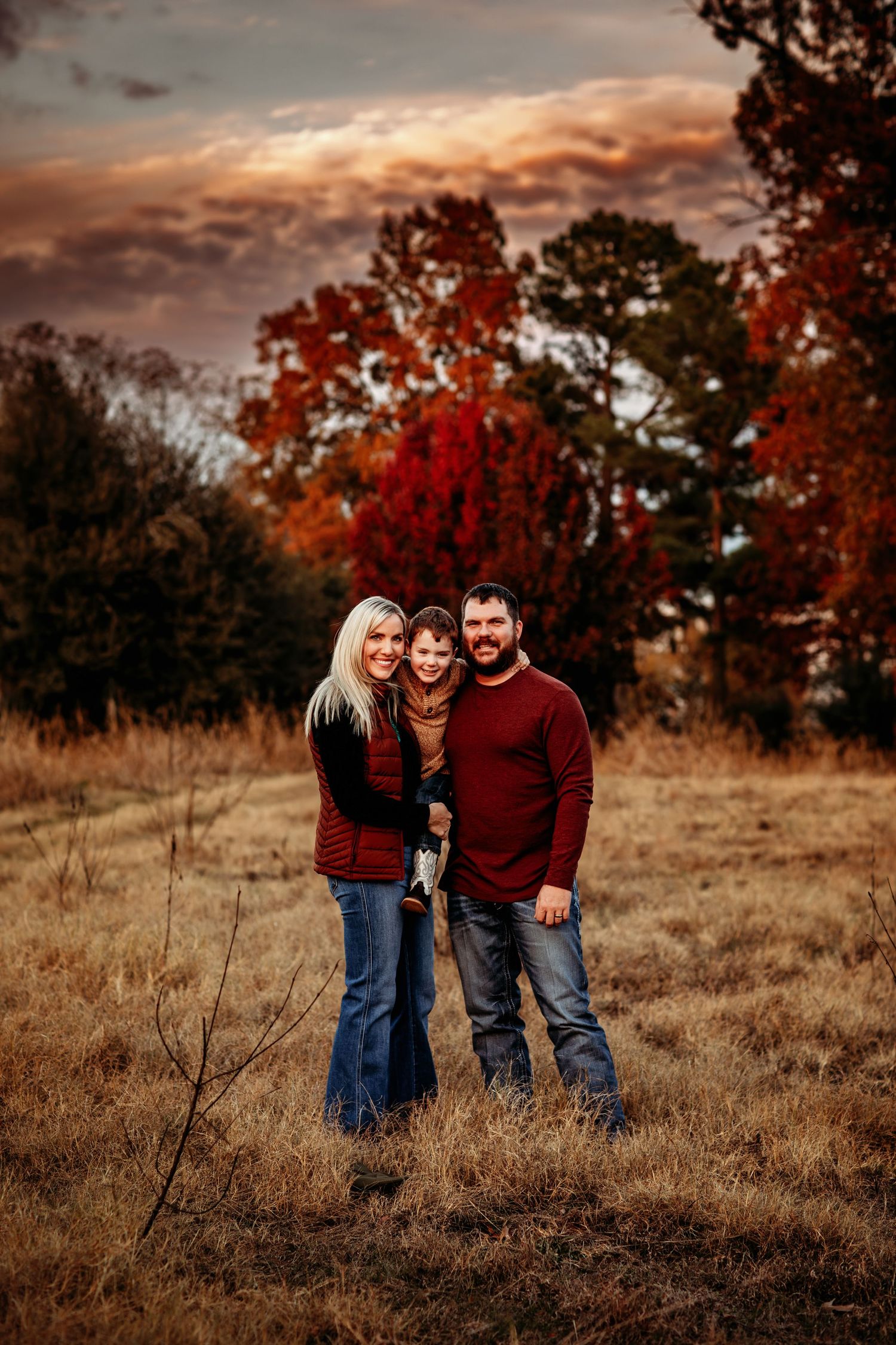Three people in  a mini session during a photography session in Paris, Texas.