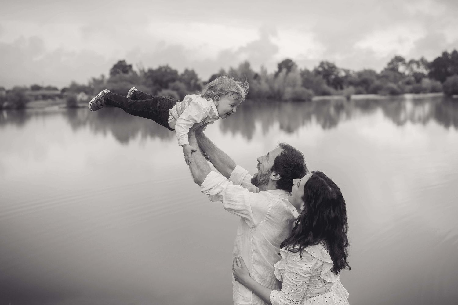 Photographe famille en Médoc et Gironde des instants vrais et spontanés, sans pose forcée.