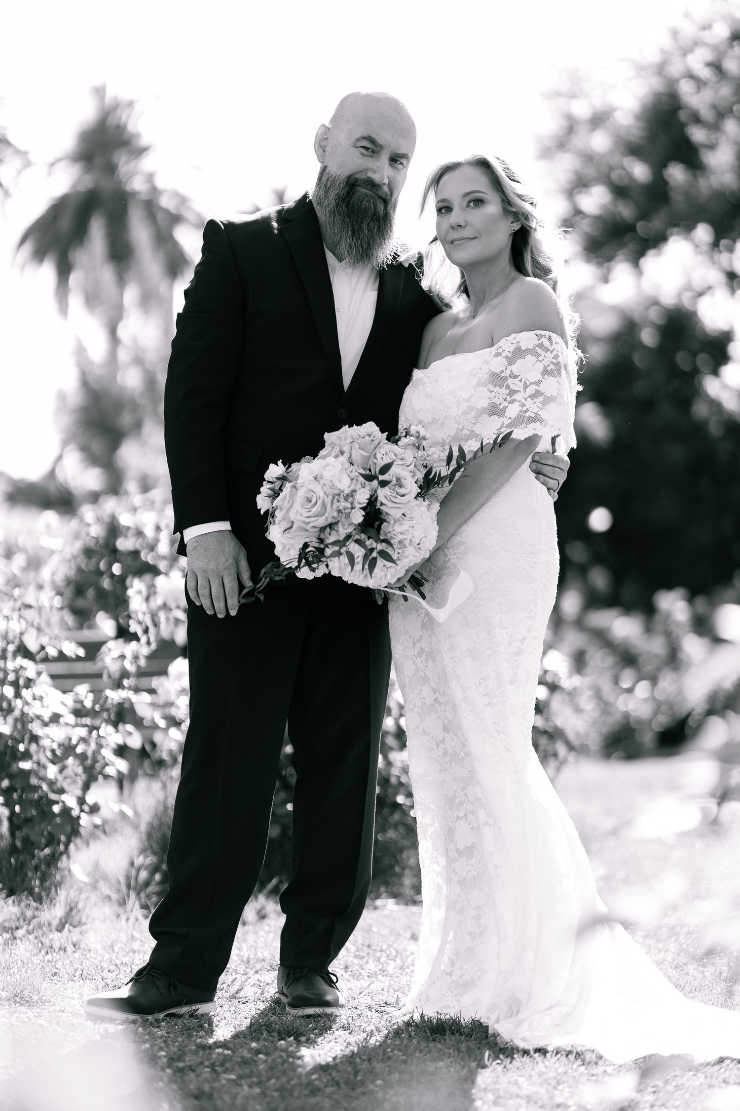 dreamy Rose Garden Wedding Photos in Sacramento California. Wedding Photographer Sophia Juarez