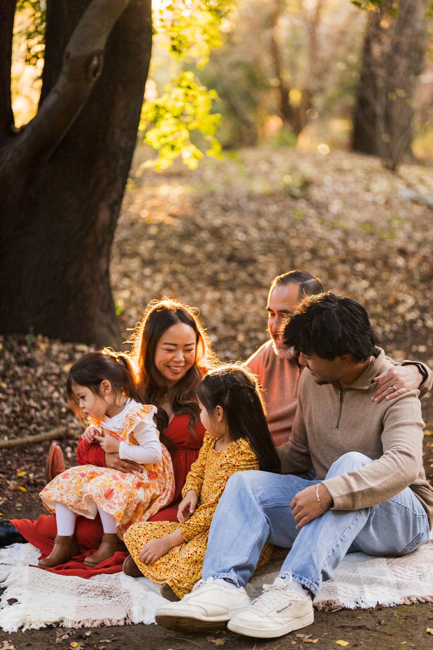 Natural candid family photos Sophia Juarez photography