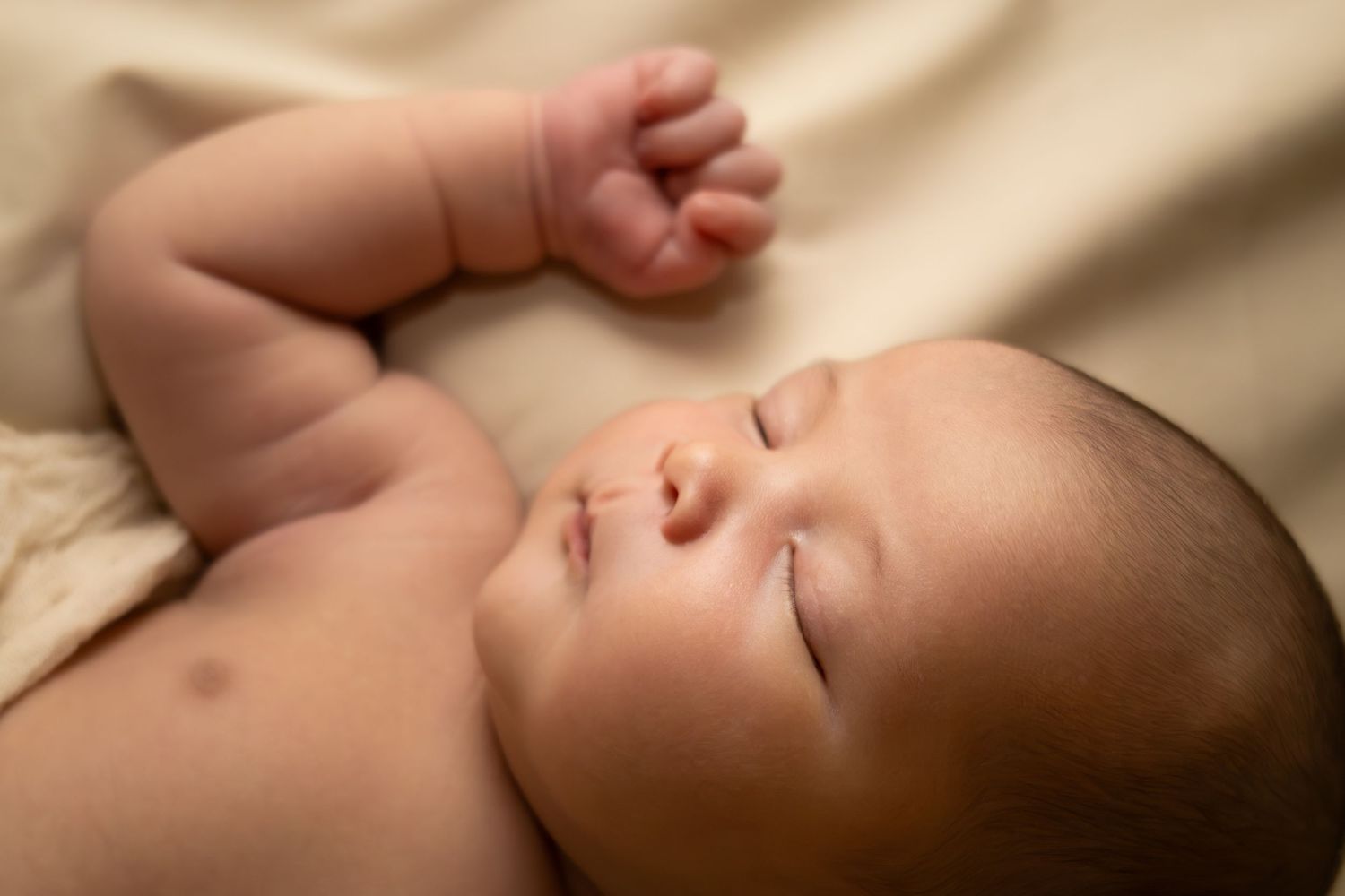 Newborn photography by Lula Co Photography in Albury–Wodonga, capturing tiny details, sweet expressions and precious first moments.
