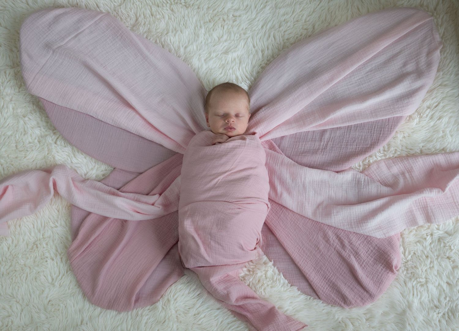 styled-newborn-photography-albury.jpg