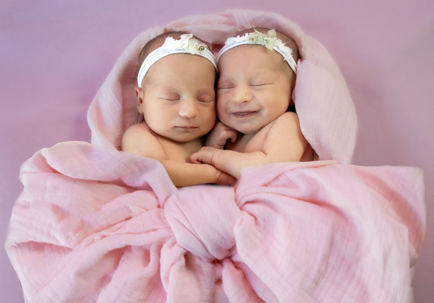 Newborn photography by Lula Co Photography in Albury–Wodonga, capturing tiny details, sweet expressions and precious first moments.