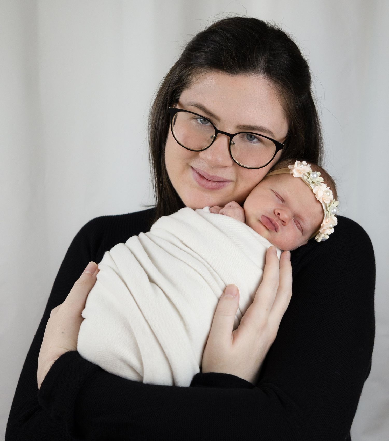 mum-newborn-photographer-albury-baby.jpg