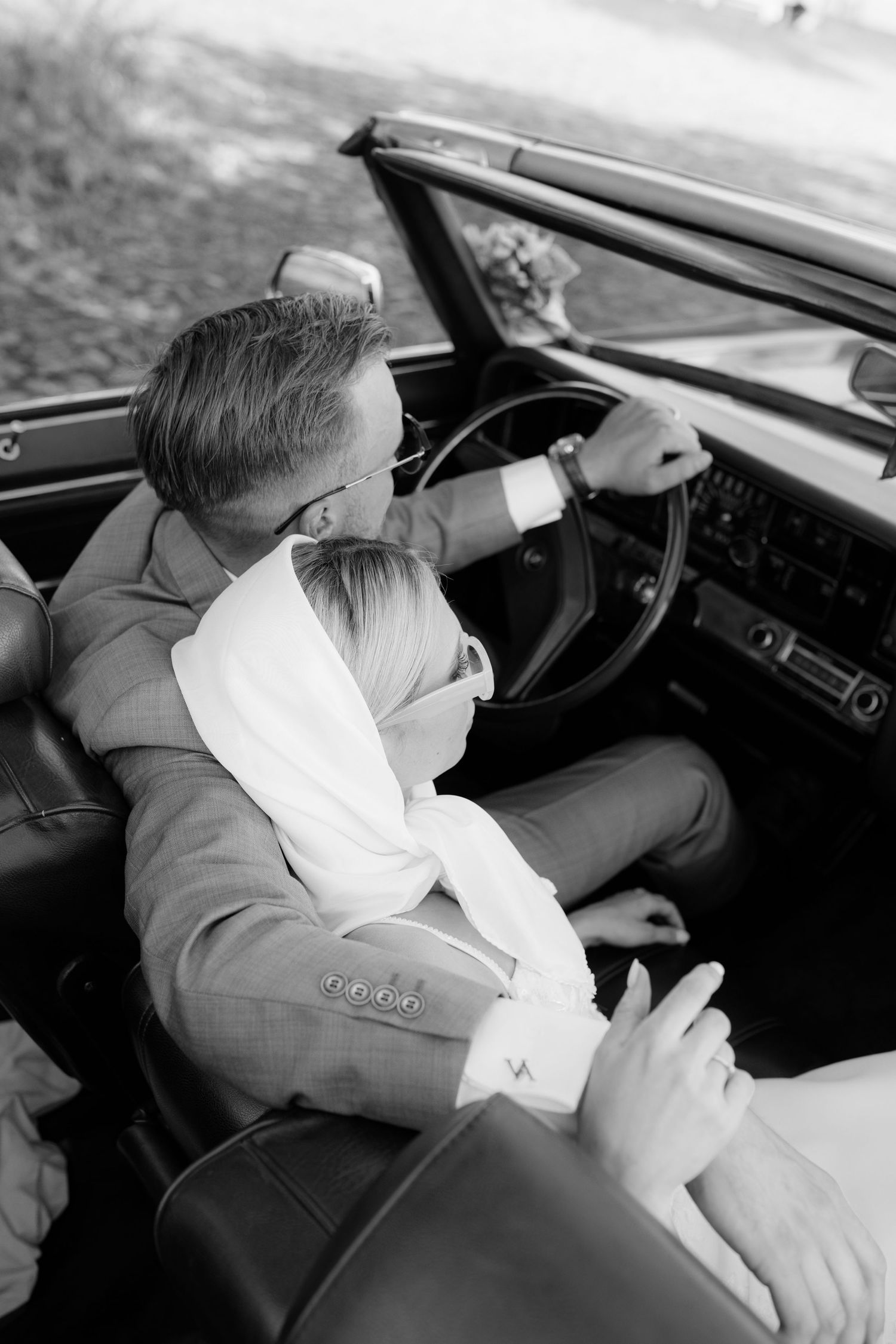 Hochzeitsfotograf editorial style destination wedding brautpaar nicole bühler