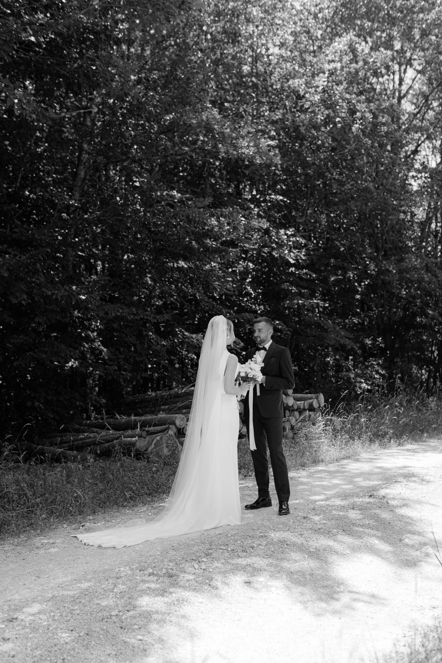 Hochzeisfotograf in Süddeutschland, zeitlos und moderner Stil, Hochzeitsfotos editorial Style, Destination Wedding, Nicole Bühler