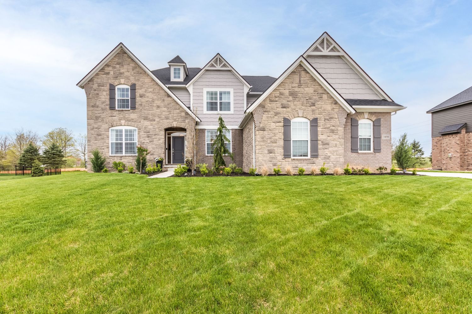 Real estate photography by InLook Studio LLC for Realtors with photos, drone, floor plans, video. Based in Michigan, available globally.