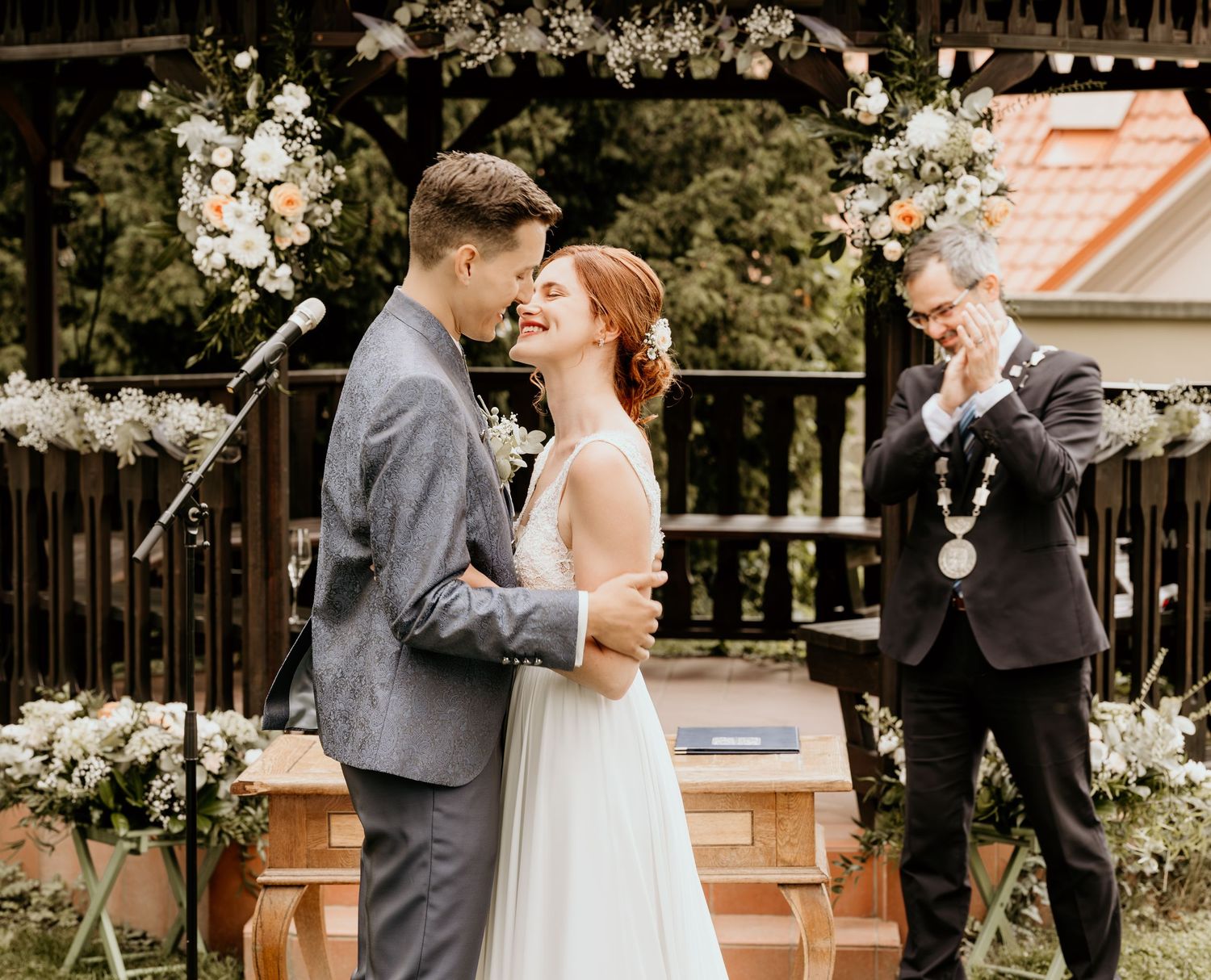 Irma Březina fotografka, svatba, svatební focení , svatební fotografka, fotografka Praha, vila lanna praha