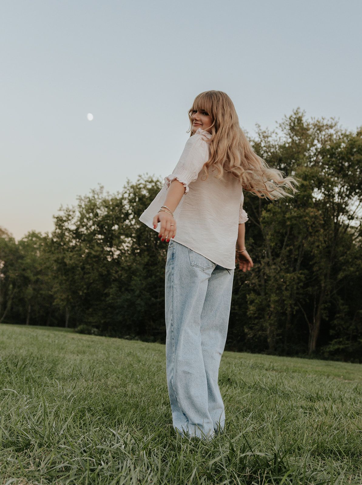 High School Senior Photos at Nathanael Greene Park in Springfield, Missouri
