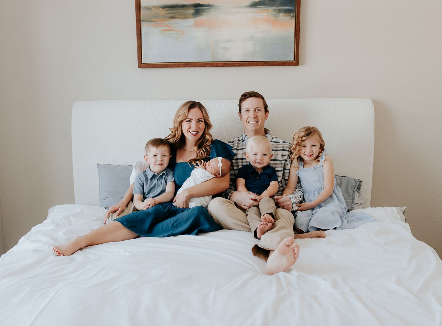 In-home newborn photoshoot in Springfield, Missouri. Intimate and candid newborn photoshoot. Family with newborn baby