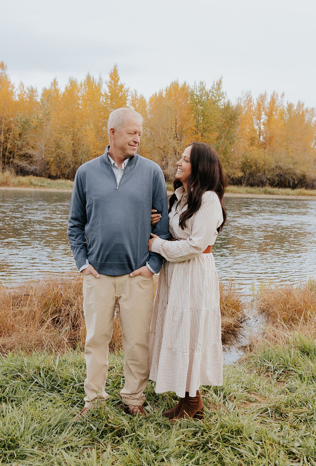 Couple photo at the Snake River in Rexburg, Idaho