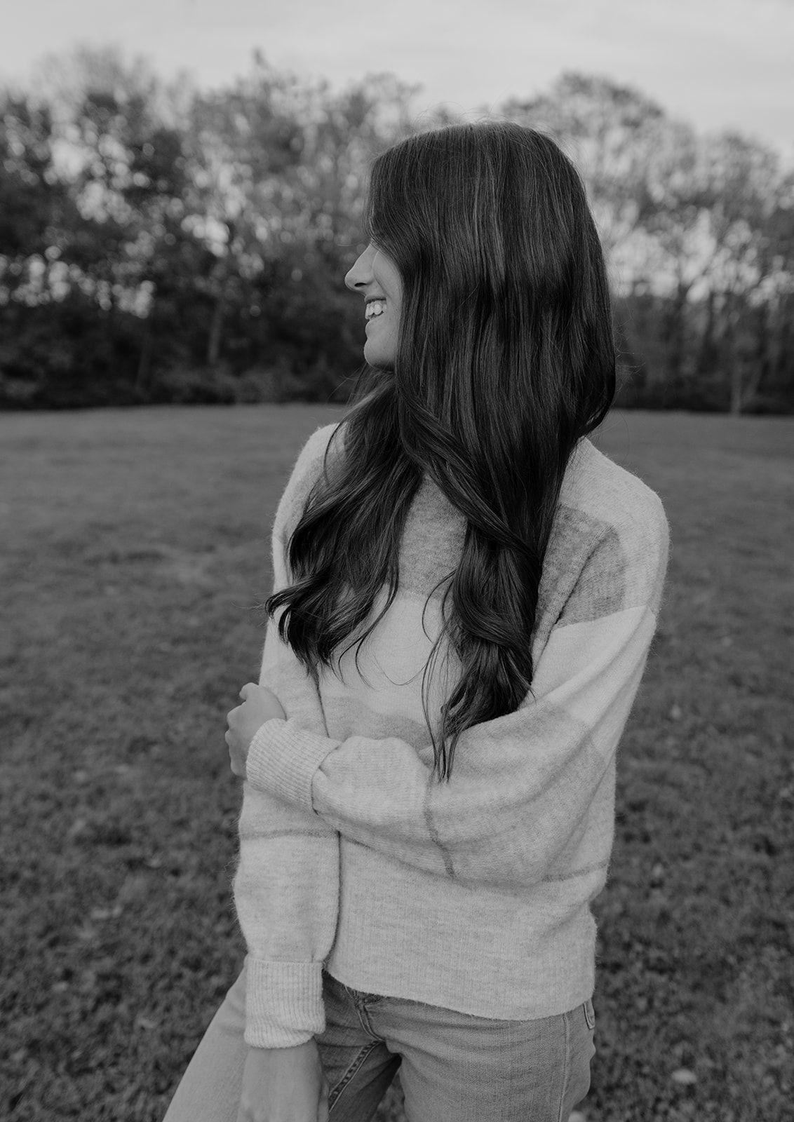 Black and White Senior Photo at Nathanael Greene Park in Springfield, Missouri