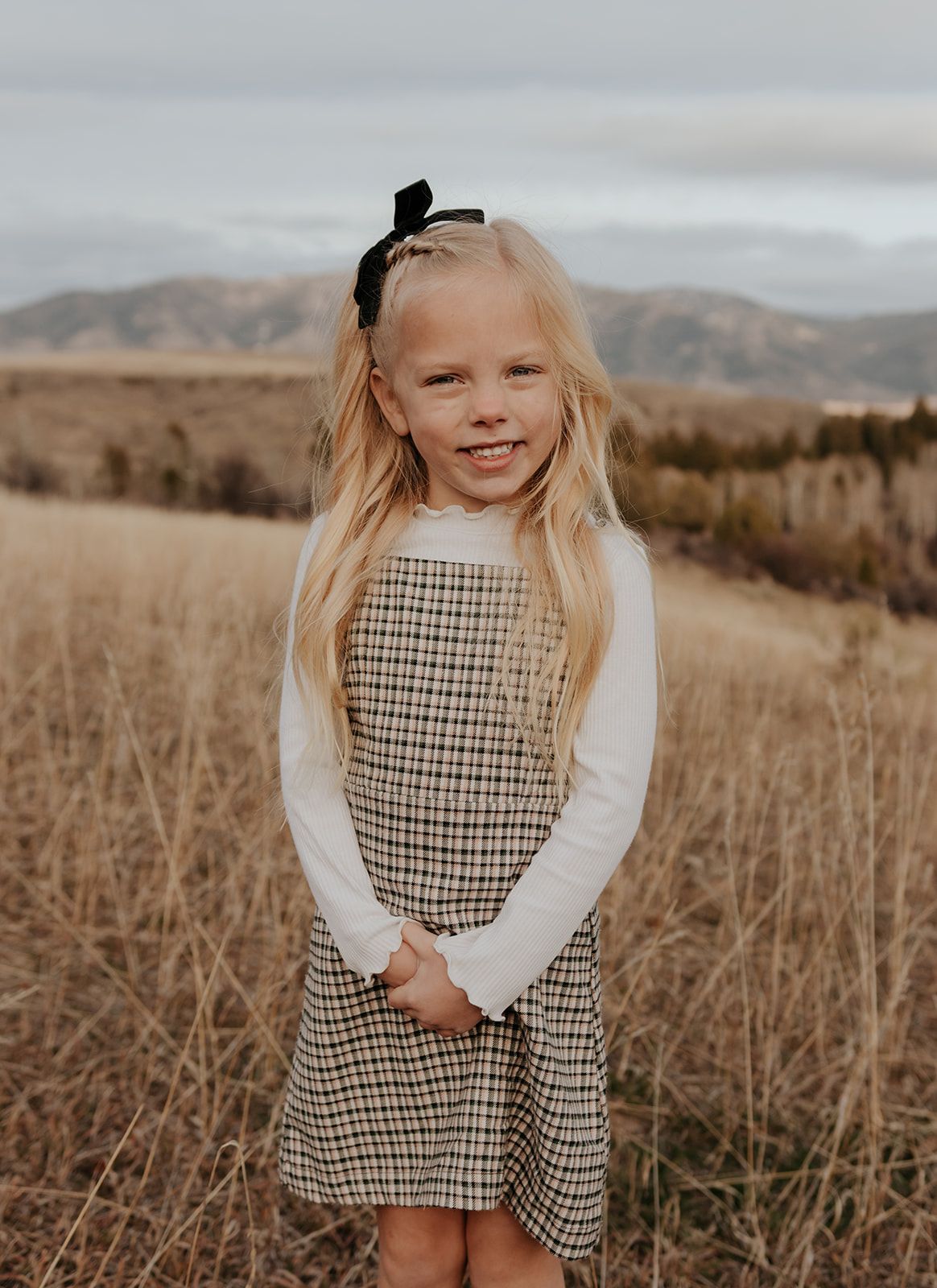 Family photo session in Swan Valley, Idaho