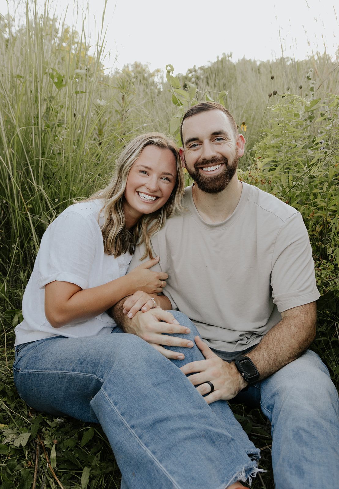 Couple photo at Nathanael Greene Park in Springfield, Missouri in the summer