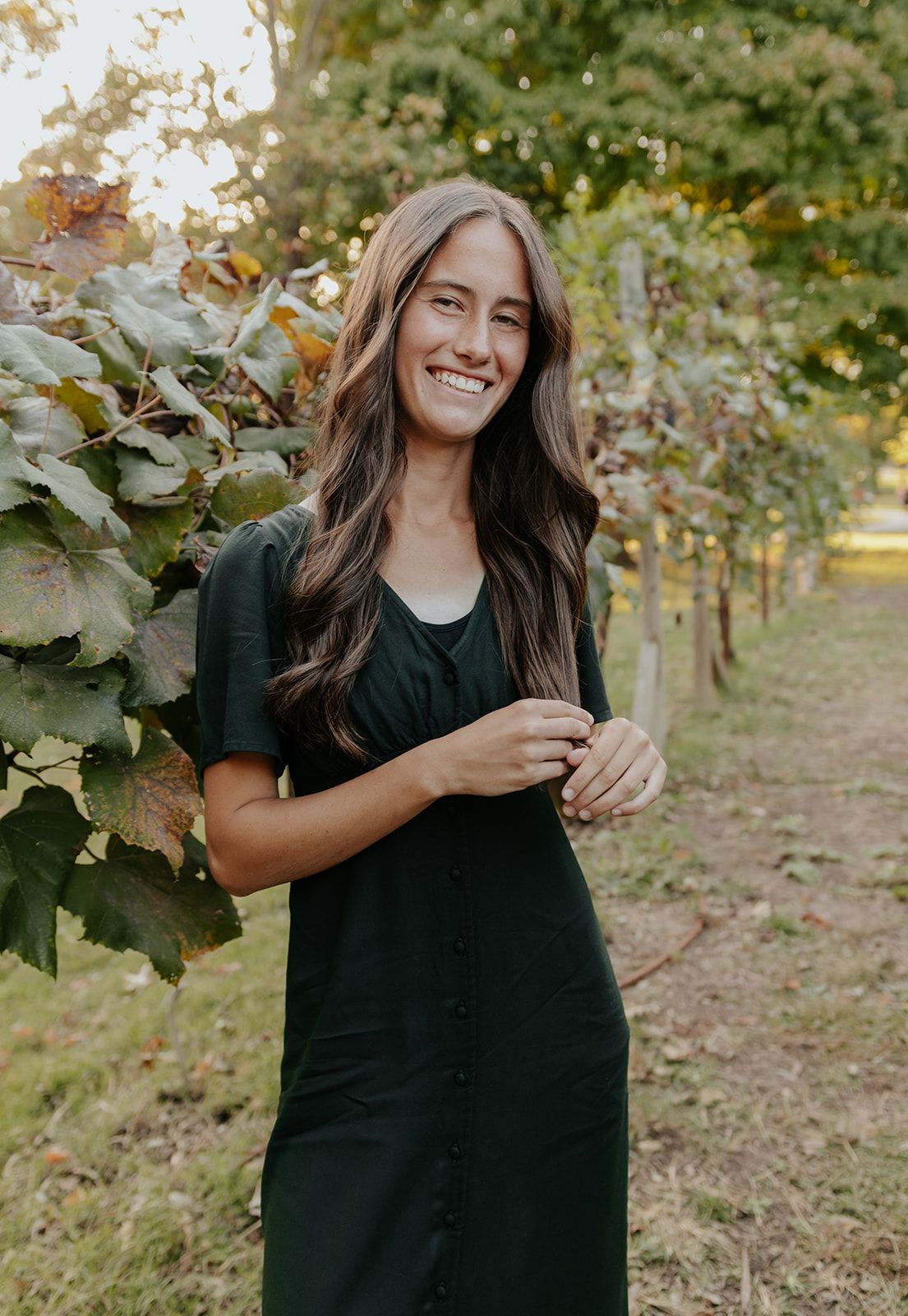 High School Senior Photos at Nathanael Greene Park in Springfield, Missouri