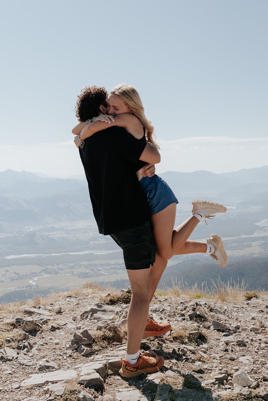 Proposal on a hike in Jackson, Wyoming