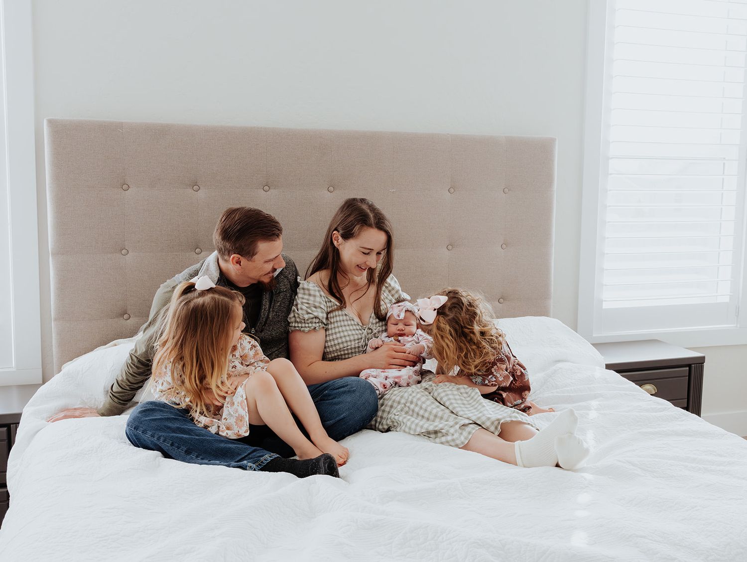 In-home newborn family photoshoot in Southwest Missouri
