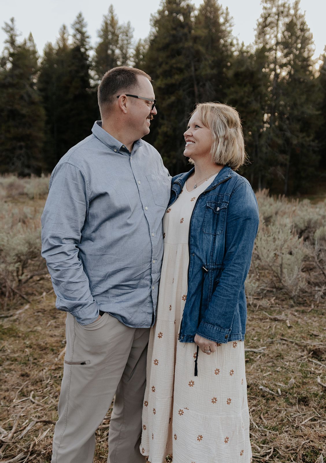 Couple photoshoot in Idaho Falls, Idaho