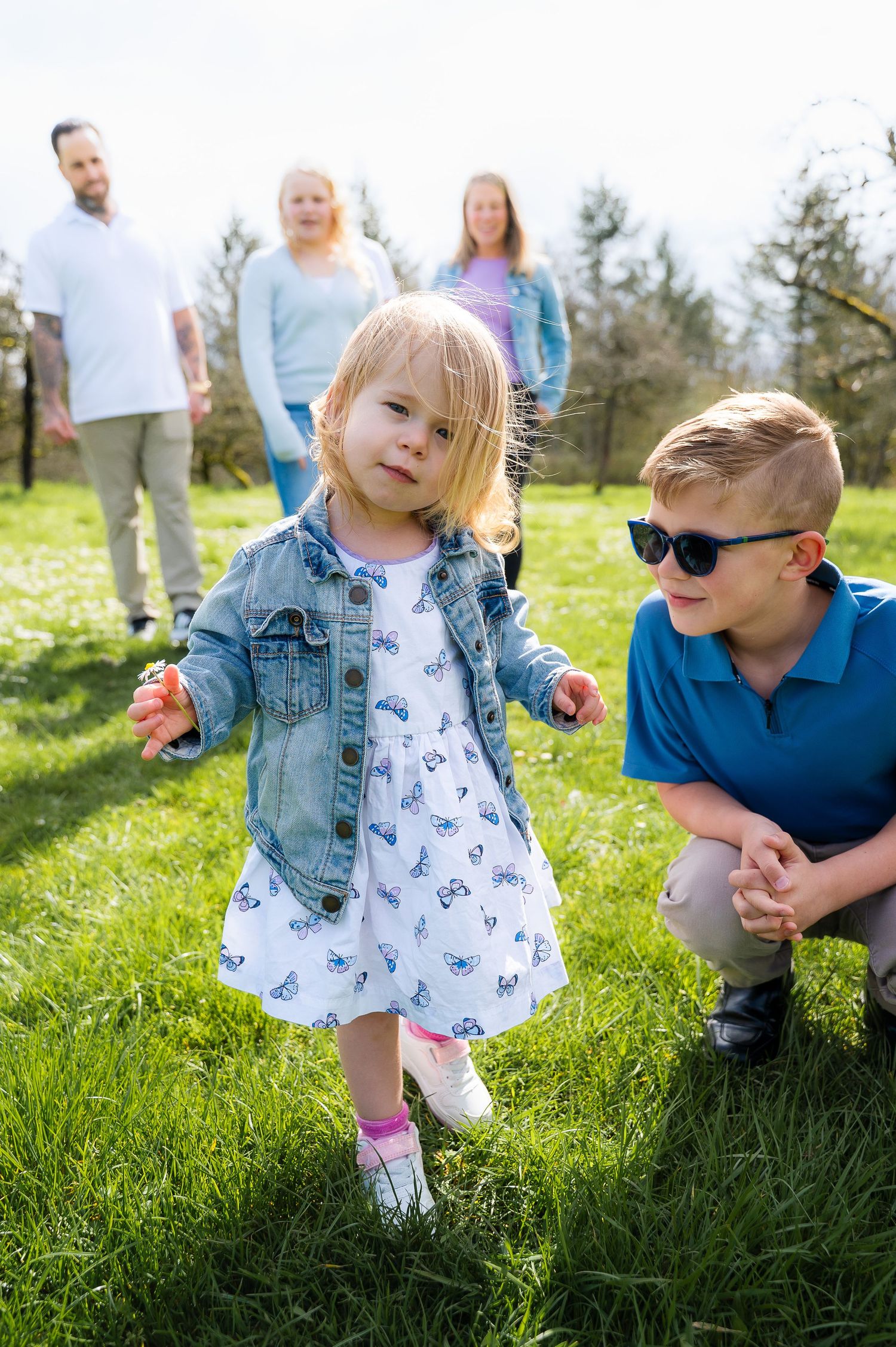 Spring family at Merridale Cidery Cobble Hill
