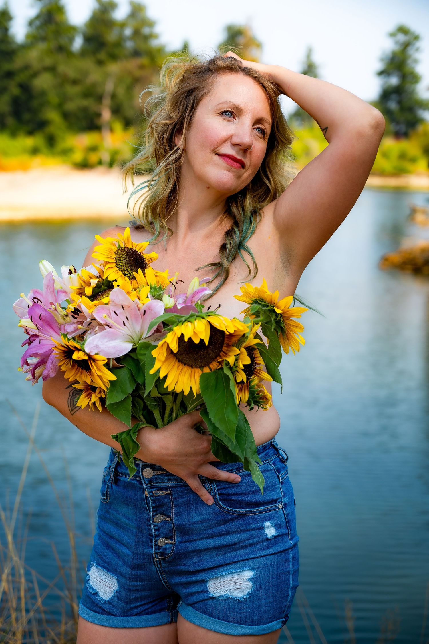 Flower mini session at chemainus estuary