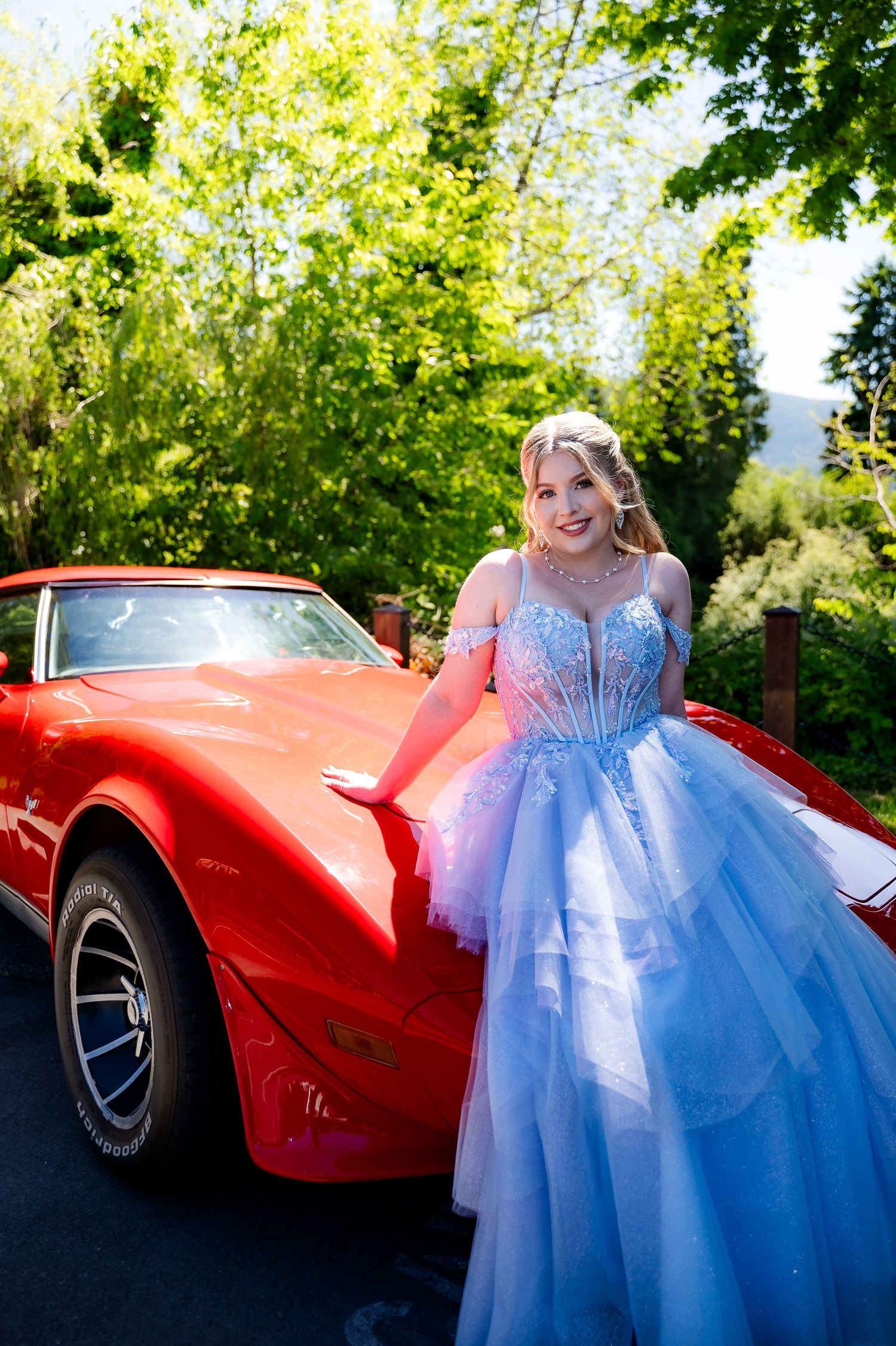 Car senior grad photos