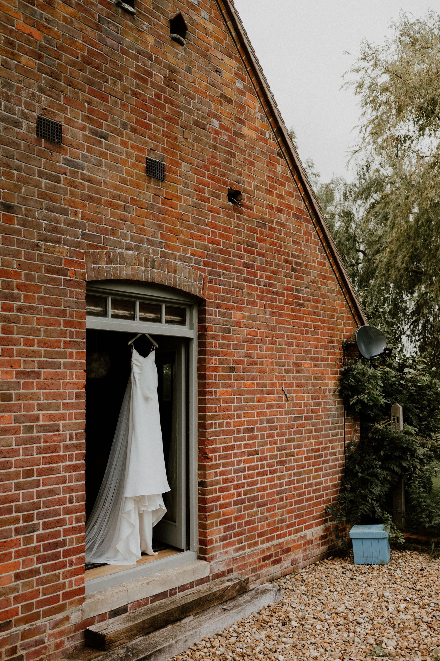 Natural Wedding Photography Hampshire
