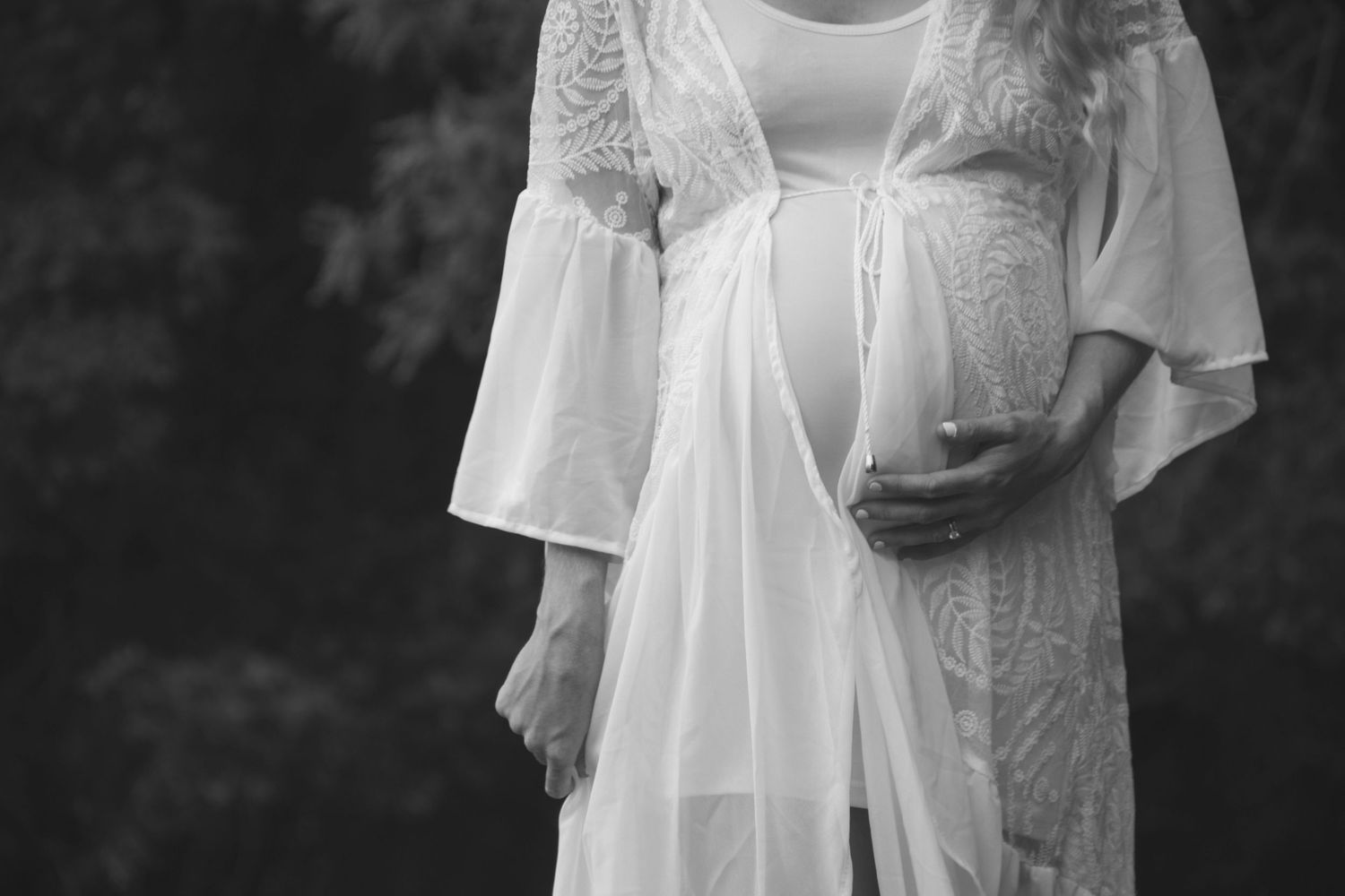 Affordable and heartwarming Maternity portraits by Stay&cee Creative, bringing comfort and style to homes in Waikato